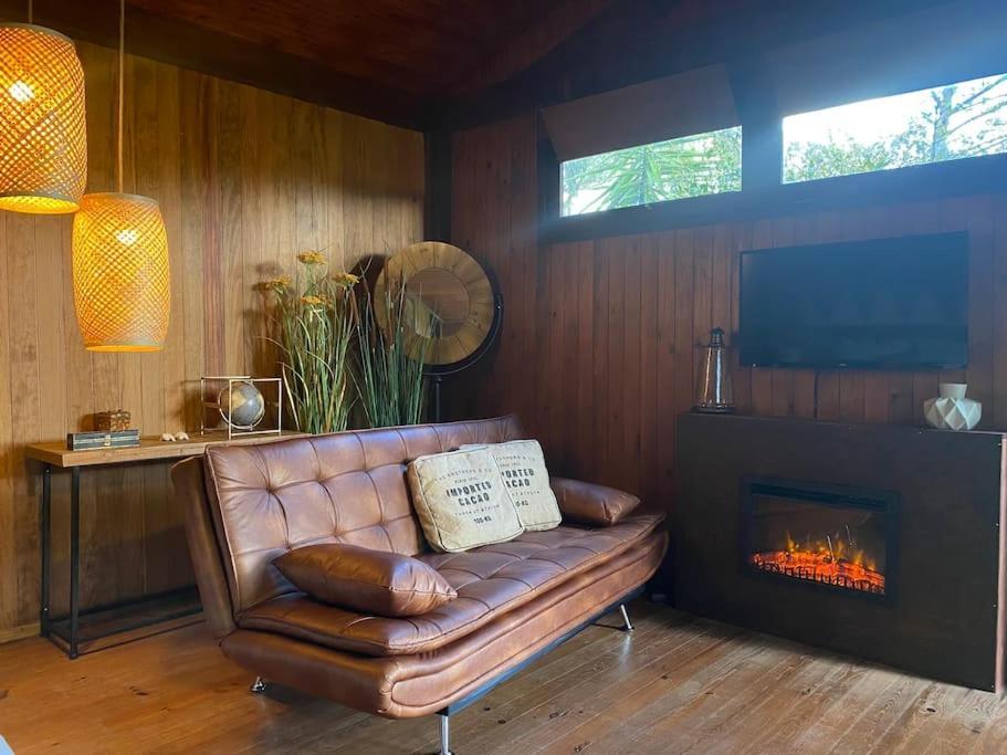 Pine Lodge - Direct Train To Porto Valongo  Kültér fotó